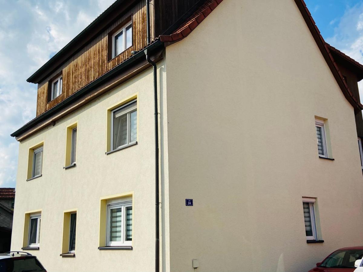 Apartment Emil Im Eg Mit Garten In ซูล ภายนอก รูปภาพ